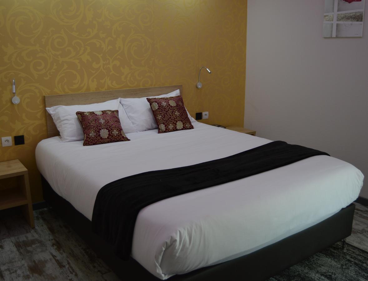 L'Hotel Du Lac 카스텔잘루 외부 사진